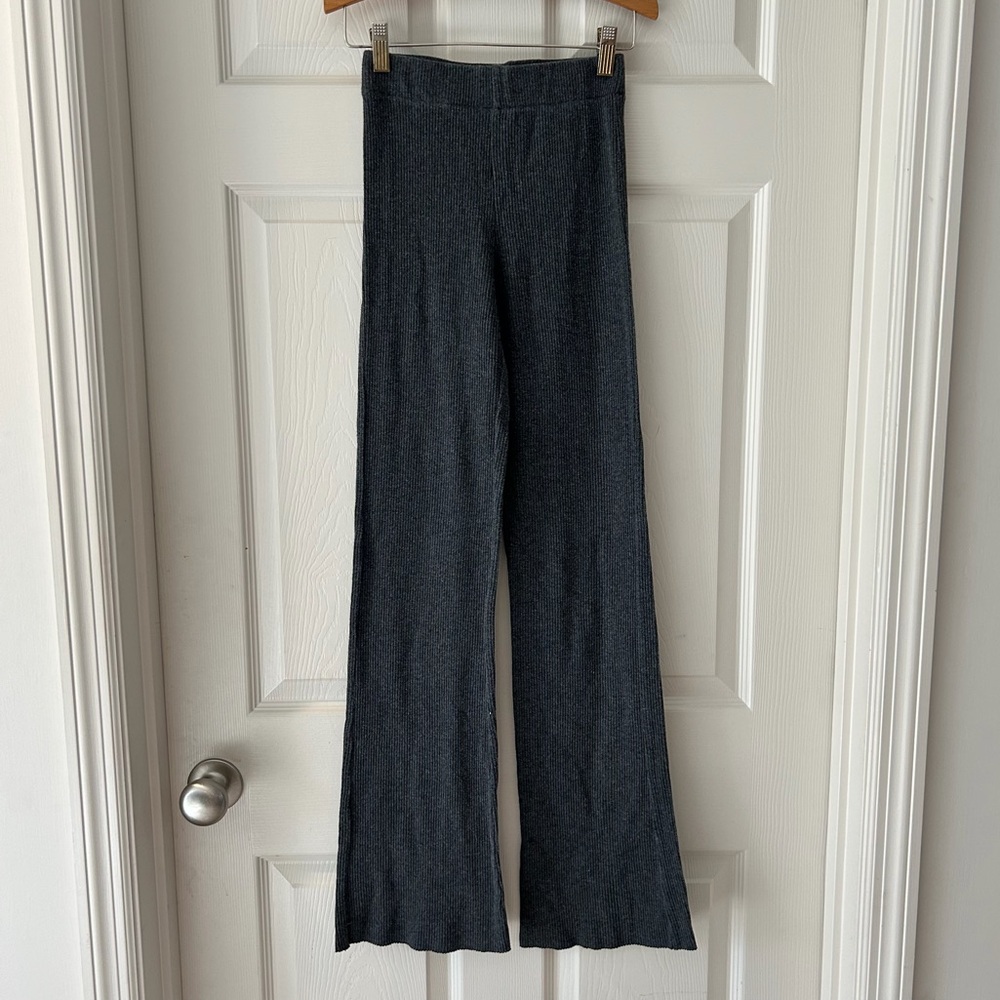 H&M Dark Gray Charcoal Ribbed Flare Pants Loungewear Cozy Casual Comfy